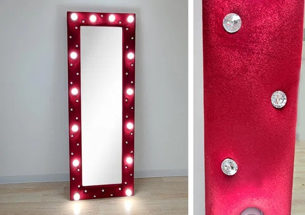 Lighted floor mirror